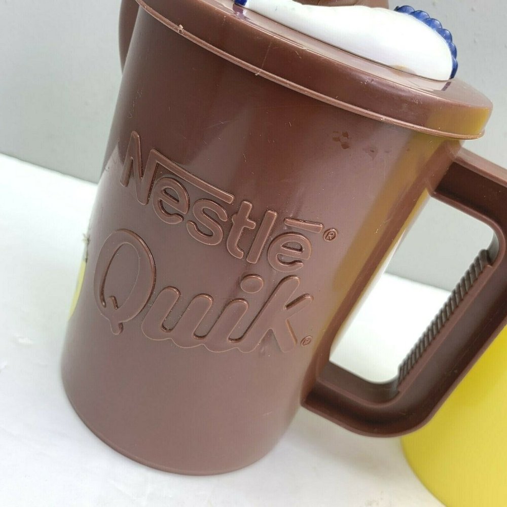 Nestle Quik Nesquik Lot Spoons Blender Pitcher Cups Rabbit Stainless Steel Milk - Picture 7 of 9